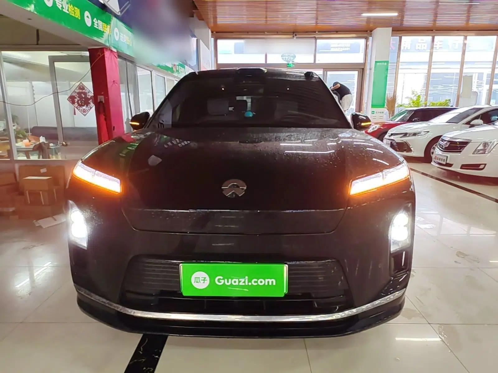 Nio ES8 2026 Model 6-seat Executive Luxury Edition — миниатюра 2