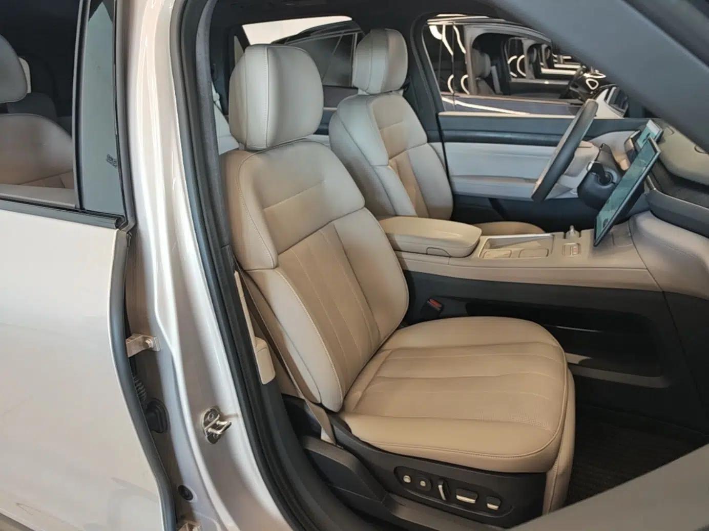 Nio ES8 2023 100kWh — миниатюра 19