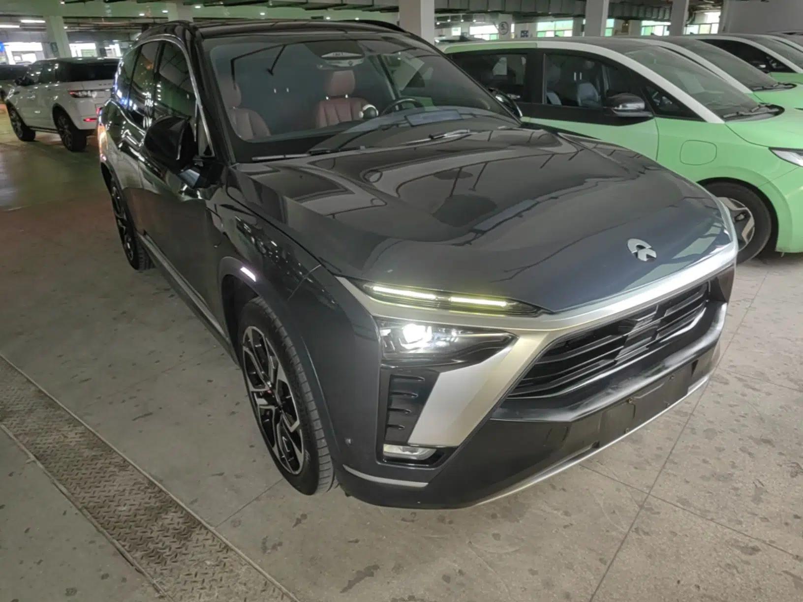 Nio ES8 2022 75 kWh Flagship Version Six Seats — миниатюра 3
