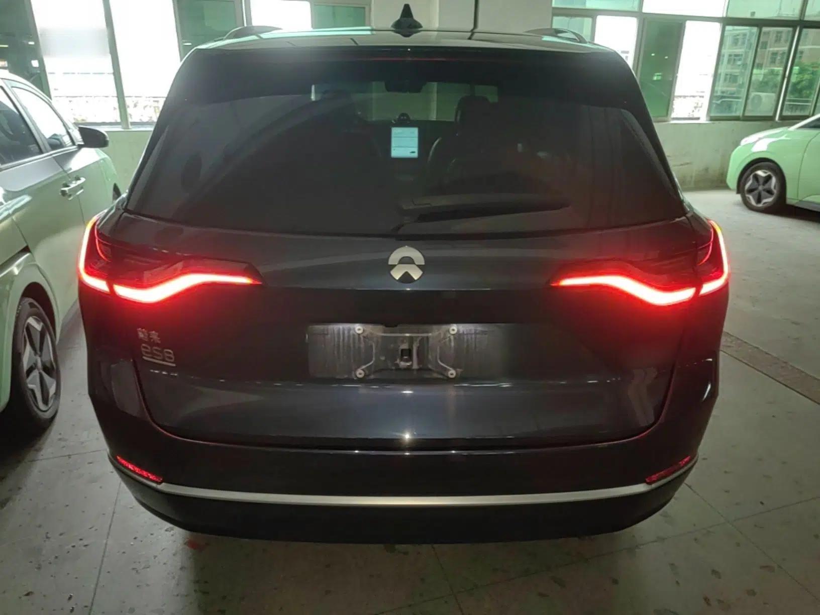 Nio ES8 2022 75 kWh Flagship Version Six Seats — миниатюра 5