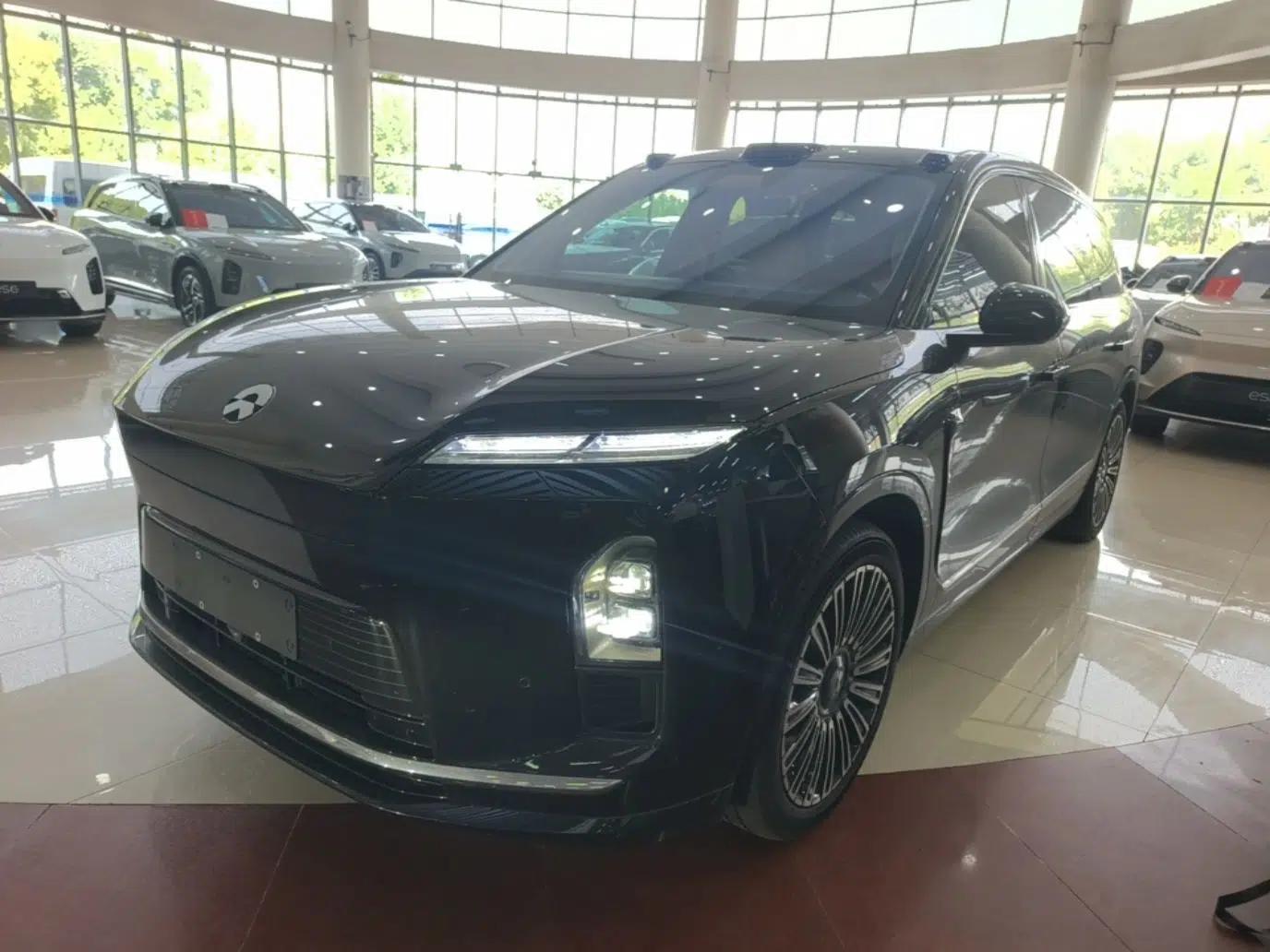 Nio ES8 2026 Model 7-seat Executive Luxury Edition — миниатюра 1