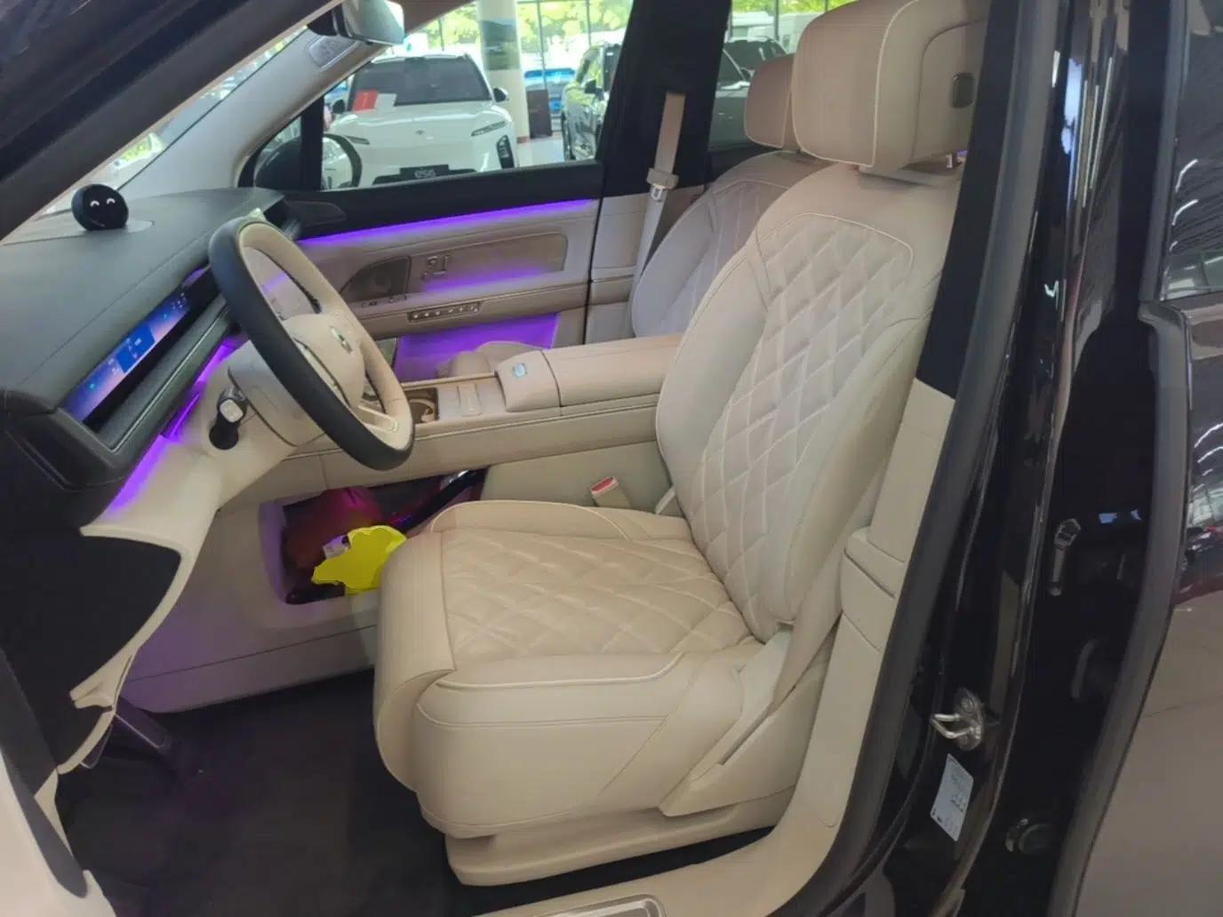 Nio ES8 2026 Model 7-seat Executive Luxury Edition — миниатюра 22
