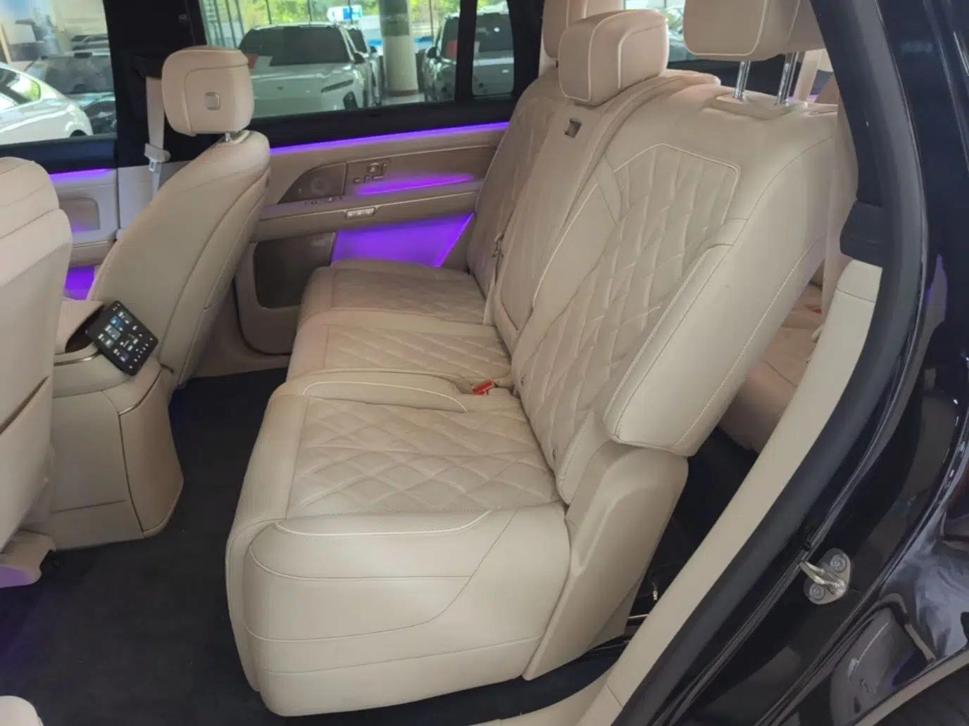 Nio ES8 2026 Model 7-seat Executive Luxury Edition — миниатюра 25