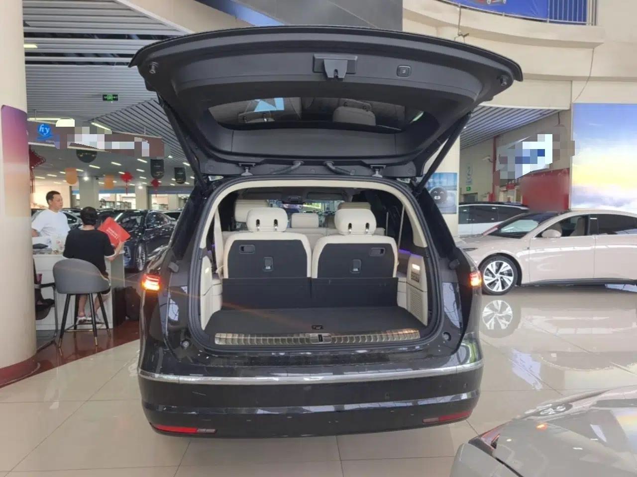Nio ES8 2026 Model 7-seat Executive Luxury Edition — миниатюра 27
