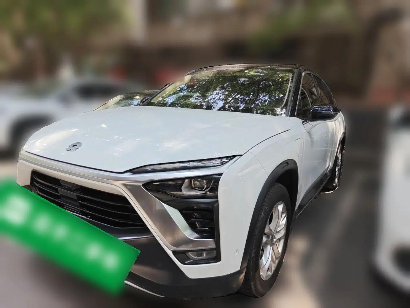 Nio ES8 2018 355 km Base Version 6-Seater Edition — миниатюра 1