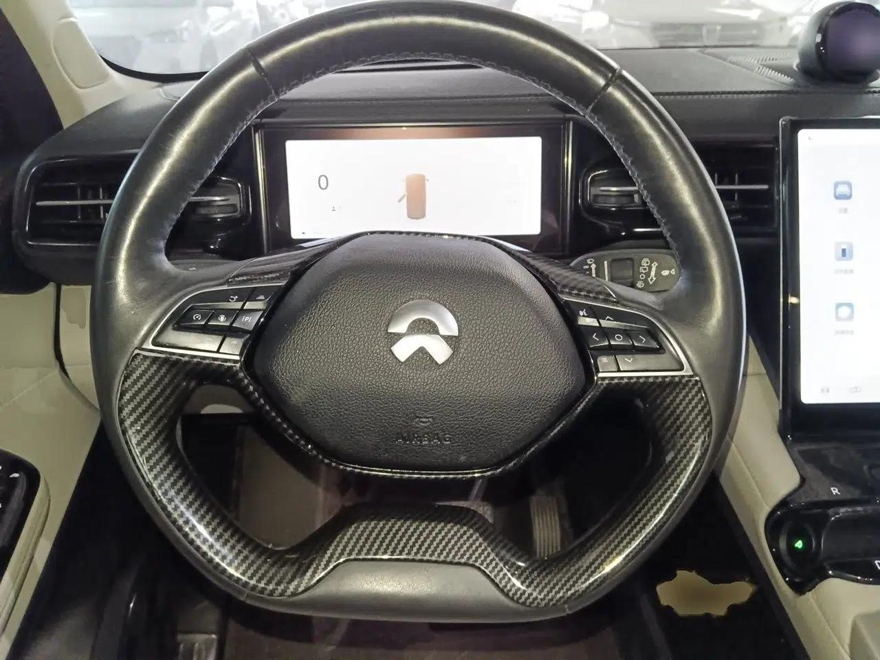 Nio ES8 2018 355 km Base Version 7-Seater Edition — миниатюра 10