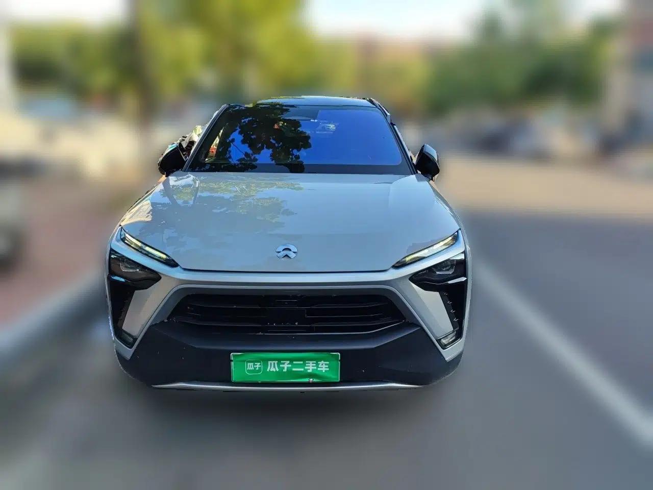 Nio ES8 2020 580 km Range Signature Edition Six-Seater Version — миниатюра 2