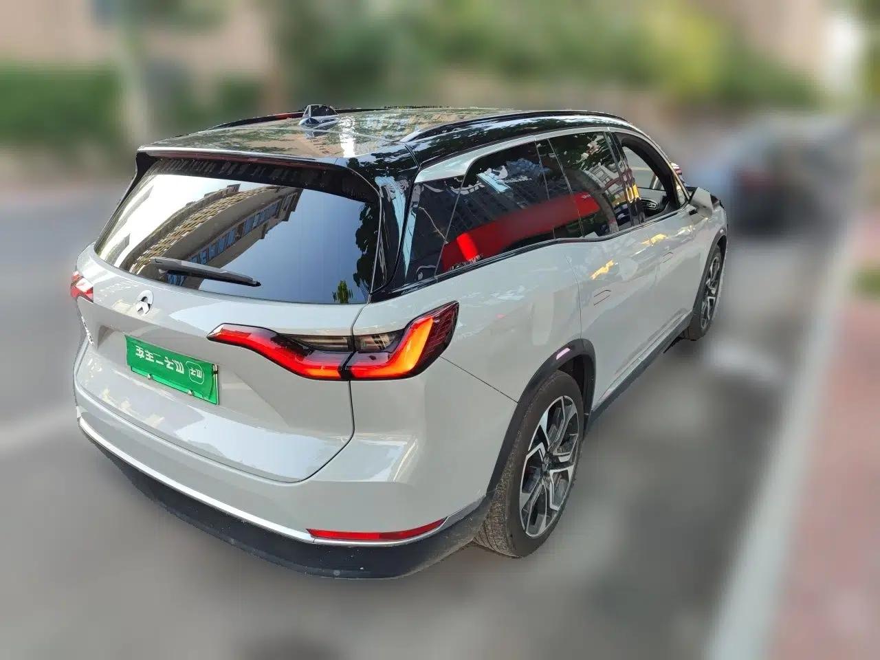 Nio ES8 2020 580 km Range Signature Edition Six-Seater Version — миниатюра 6