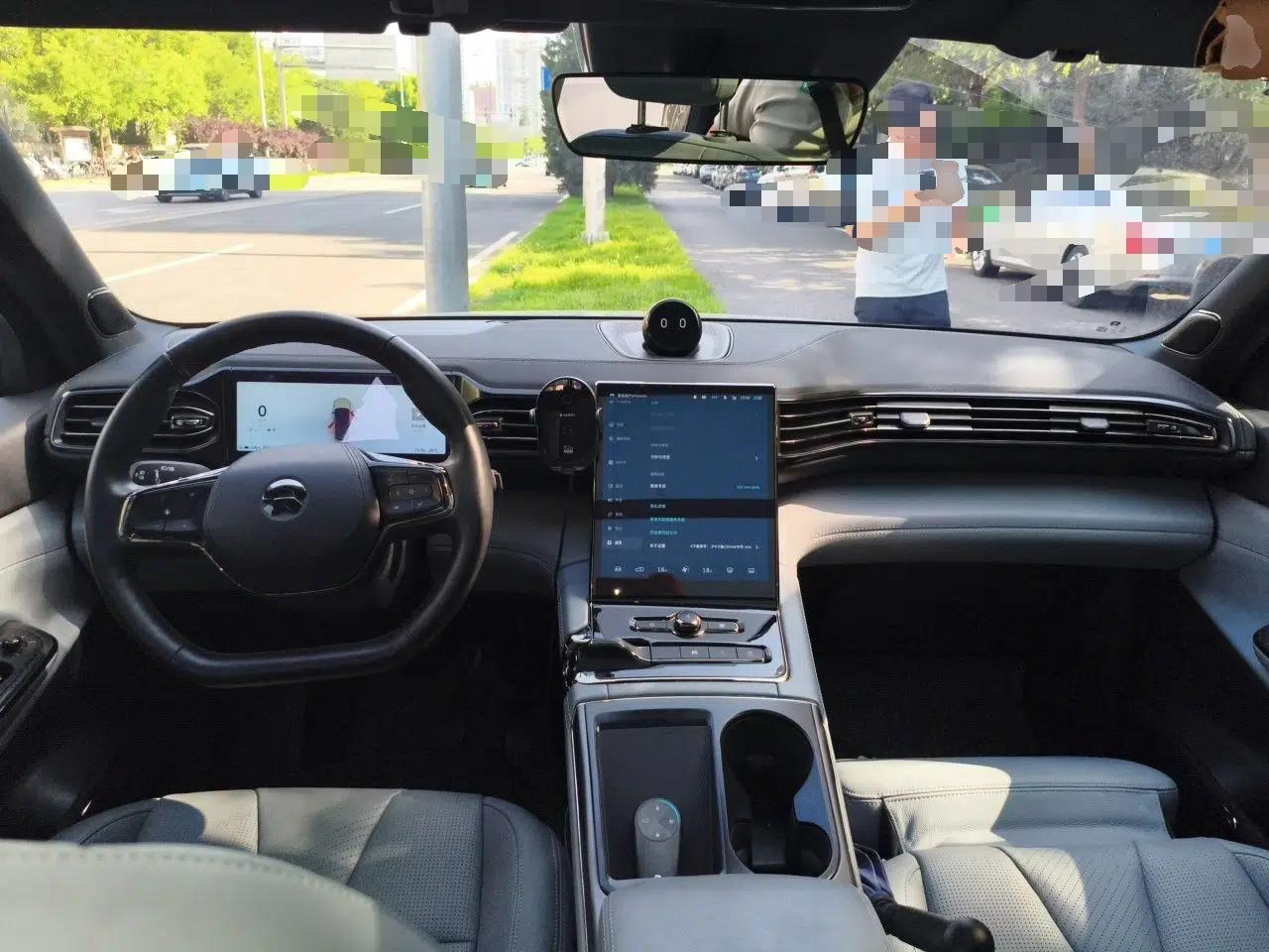 Nio ES8 2020 450 km Range 7-Seater Version — миниатюра 9