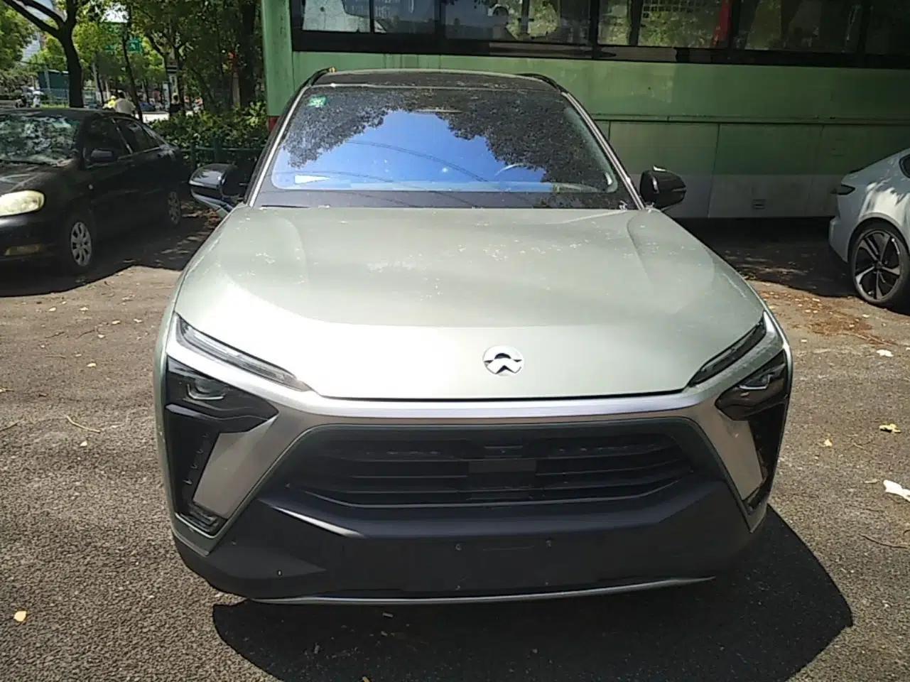 Nio ES8 2020 580 km Range Six-Seater Version — миниатюра 2
