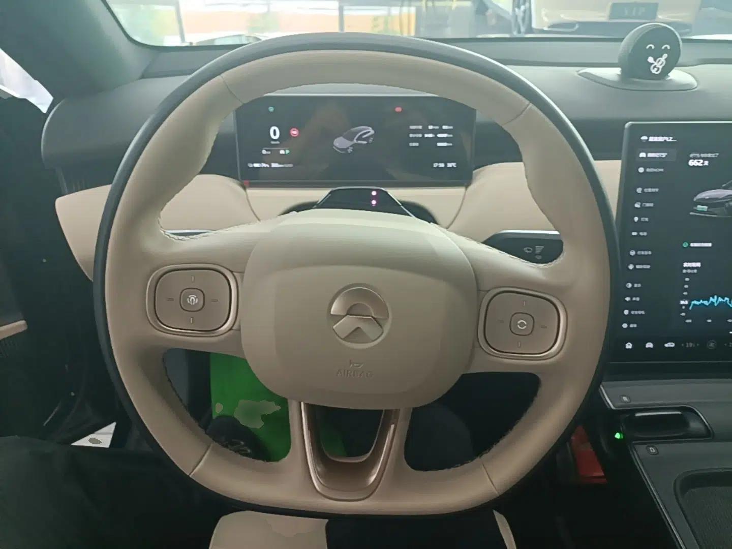 Nio ET5T 2024 75kWh Touring — миниатюра 13