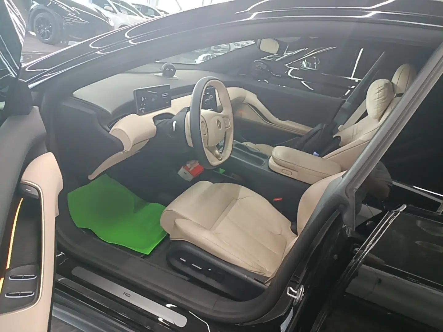 Nio ET5T 2024 75kWh Touring — миниатюра 18