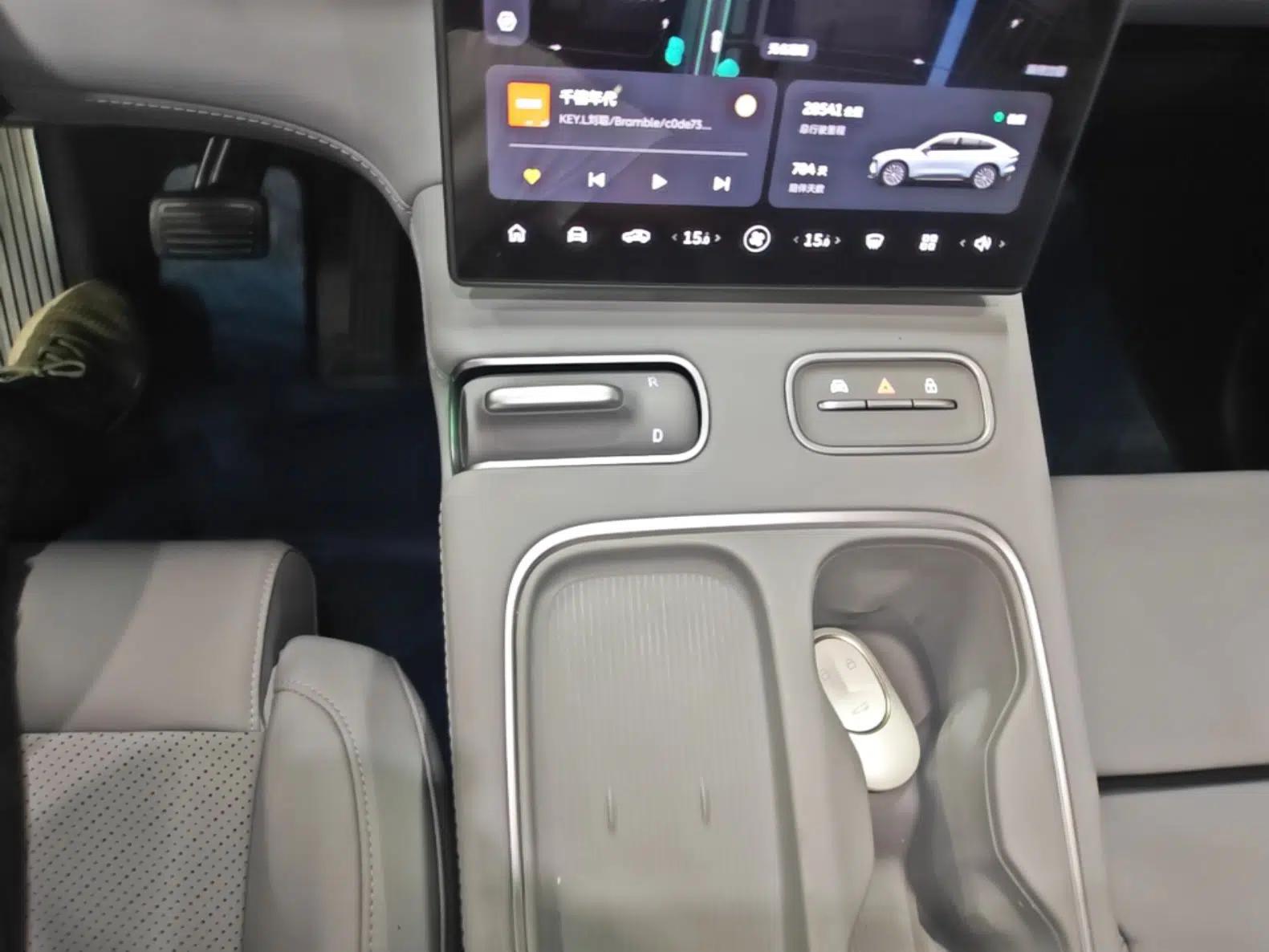 Nio EC6 2024 75 kWh — миниатюра 16
