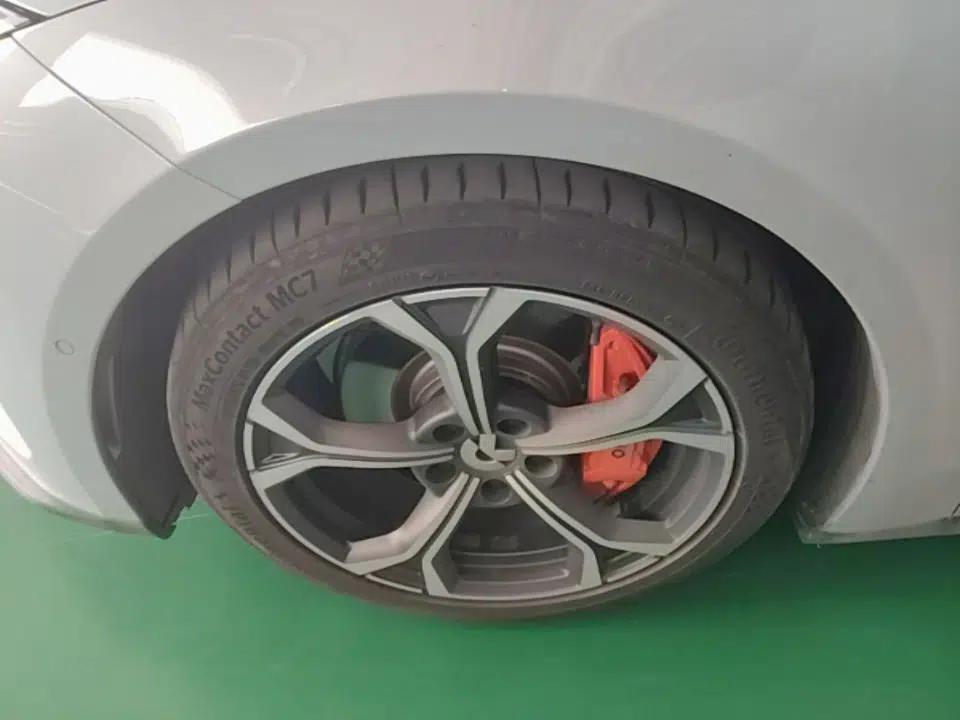 Nio ET5 2022 75 kWh — миниатюра 10