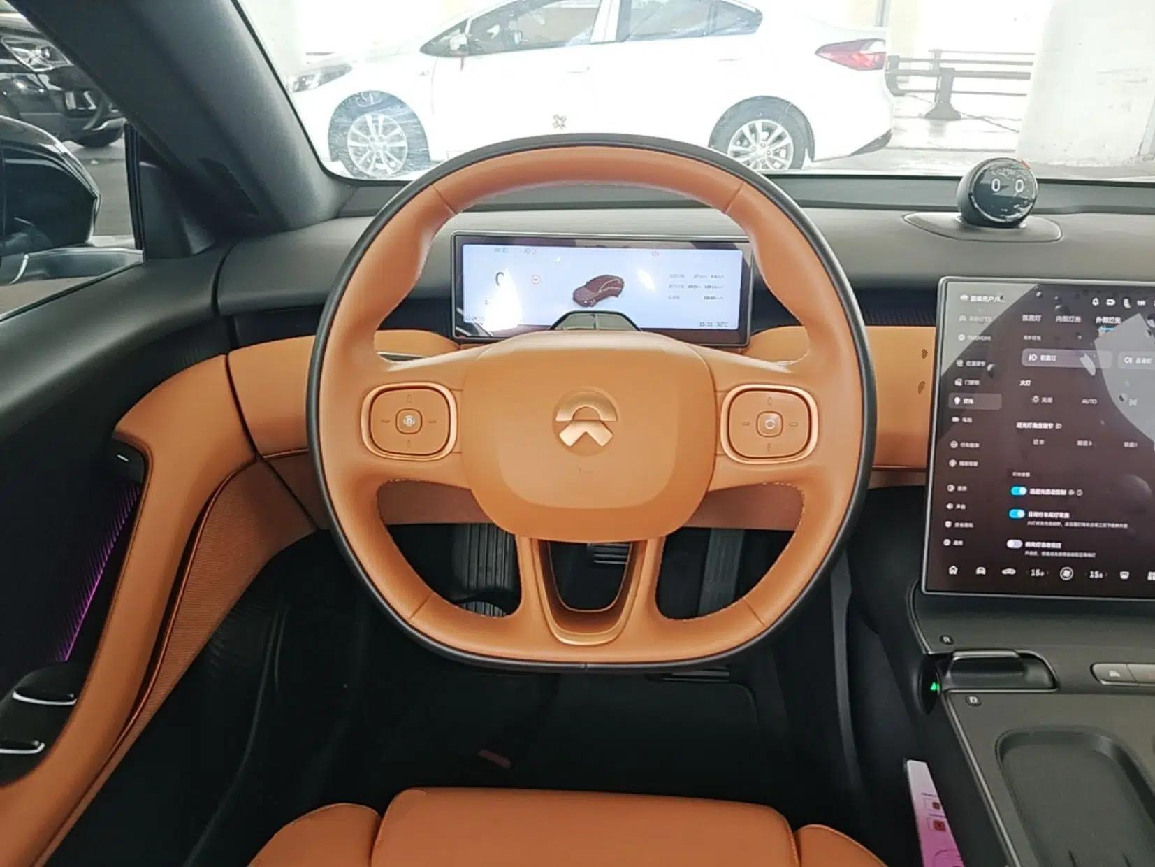 Nio ET5 2024 75 kWh — миниатюра 18