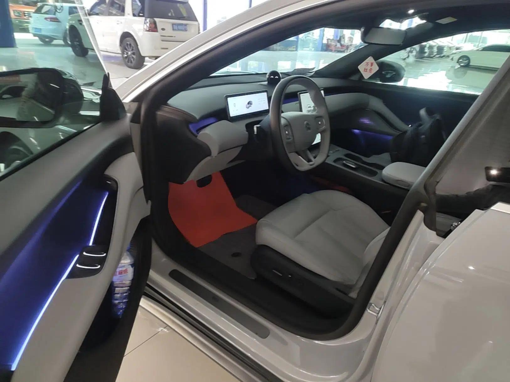 Nio ET5 2024 75 kWh — миниатюра 18