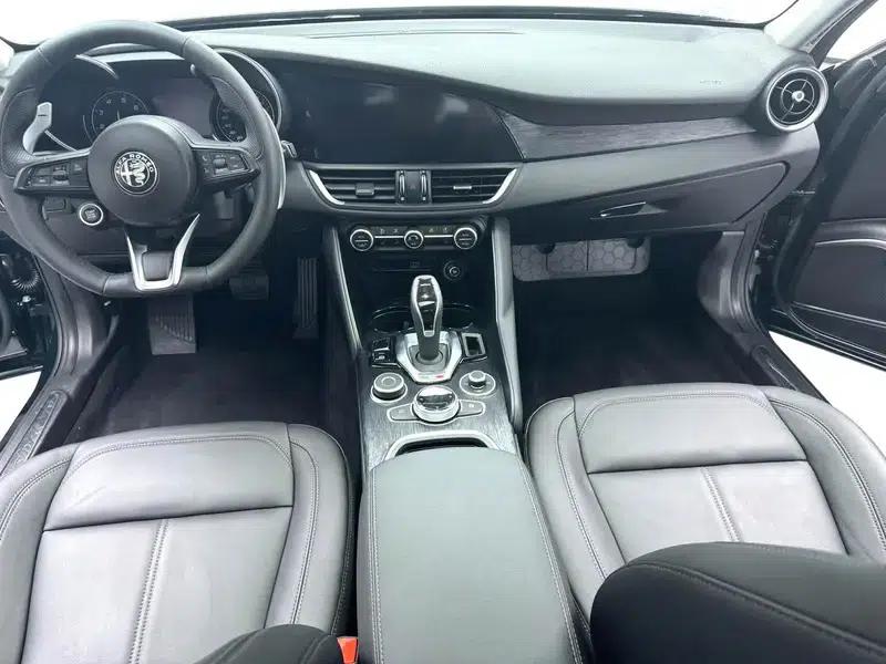 Giulia Juliet 2021 2.0T 280HP Luxury Edition — миниатюра 5