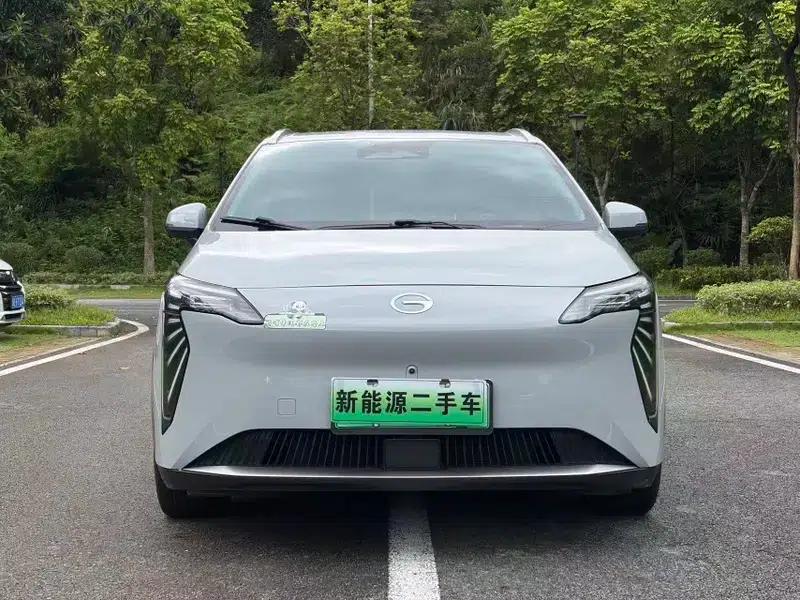 AION Y 2023 Plus 510 Smart Edition — миниатюра 2