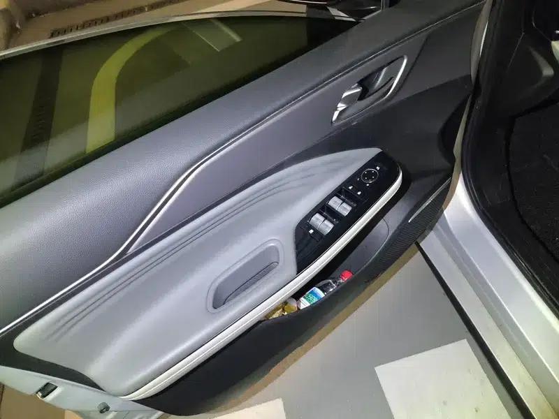 AION S 2021 Plus 80 Ultra-Long Range Edition — миниатюра 15
