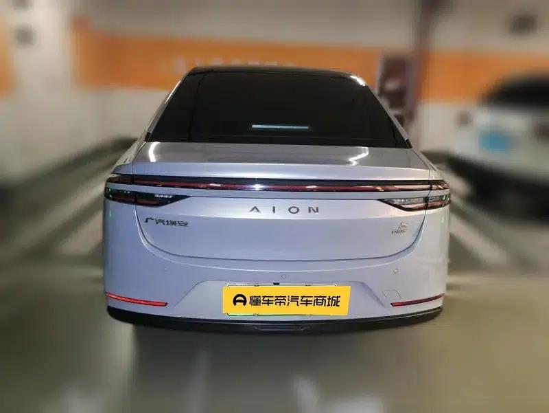 AION S 2021 Plus 80 Ultra-Long Range Edition — миниатюра 5