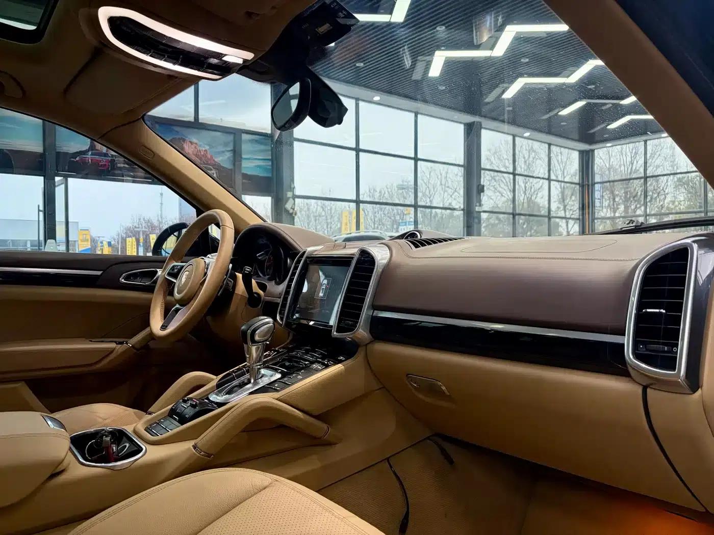 Cayenne 2011 Cayenne 3.0T — миниатюра 5