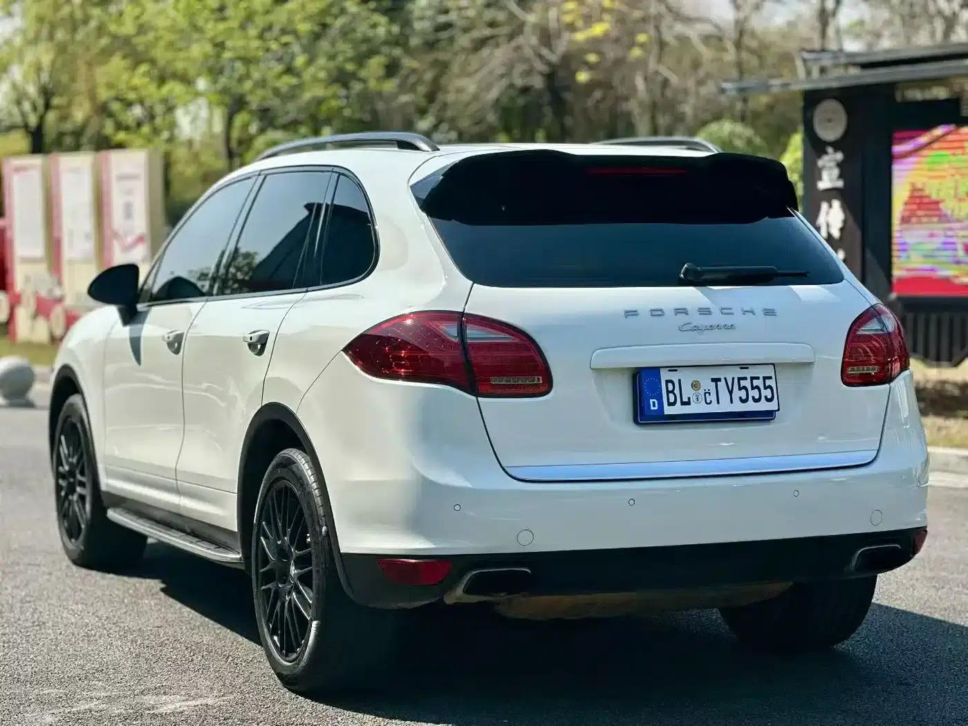 2012 Cayenne 3.0T US Spec — миниатюра 6