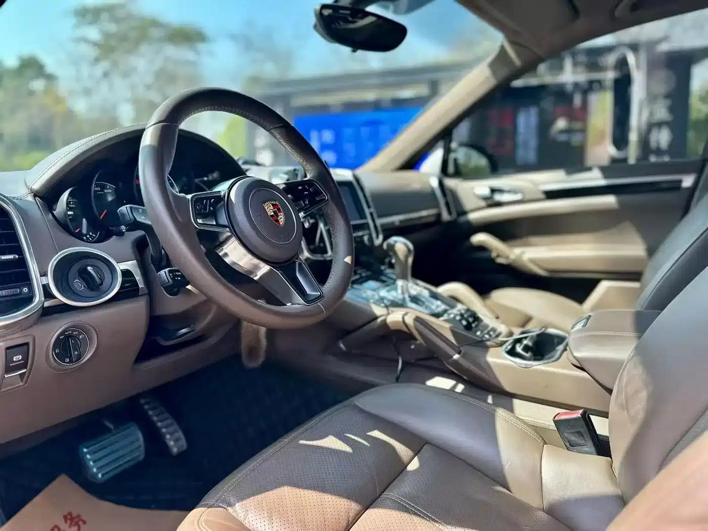 2012 Cayenne 3.0T US Spec — миниатюра 7