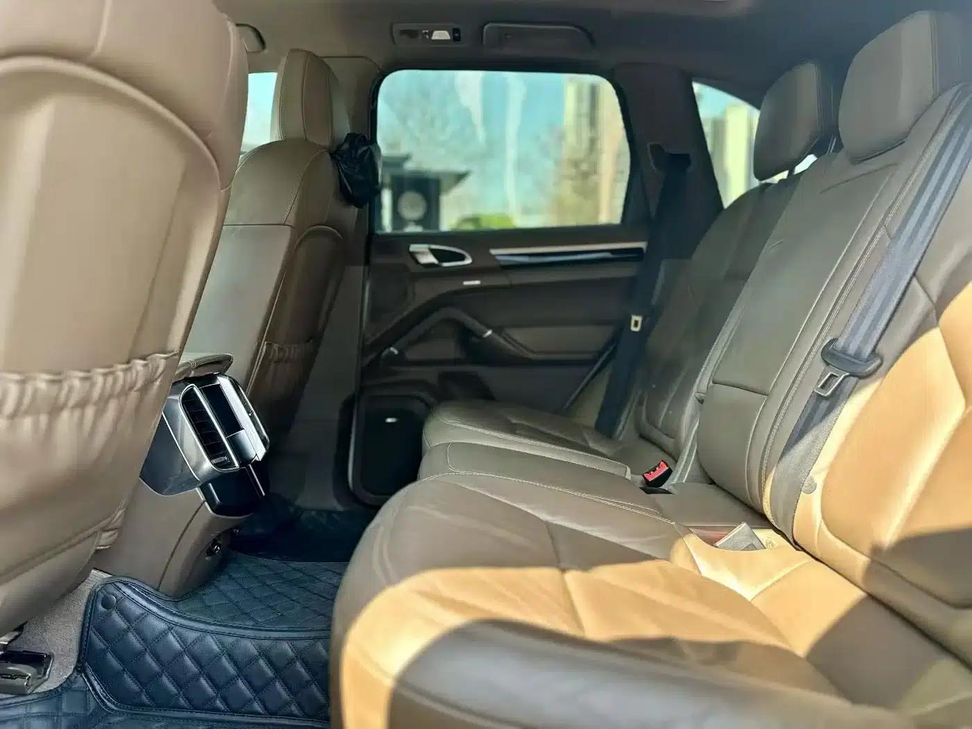 2012 Cayenne 3.0T US Spec — миниатюра 8