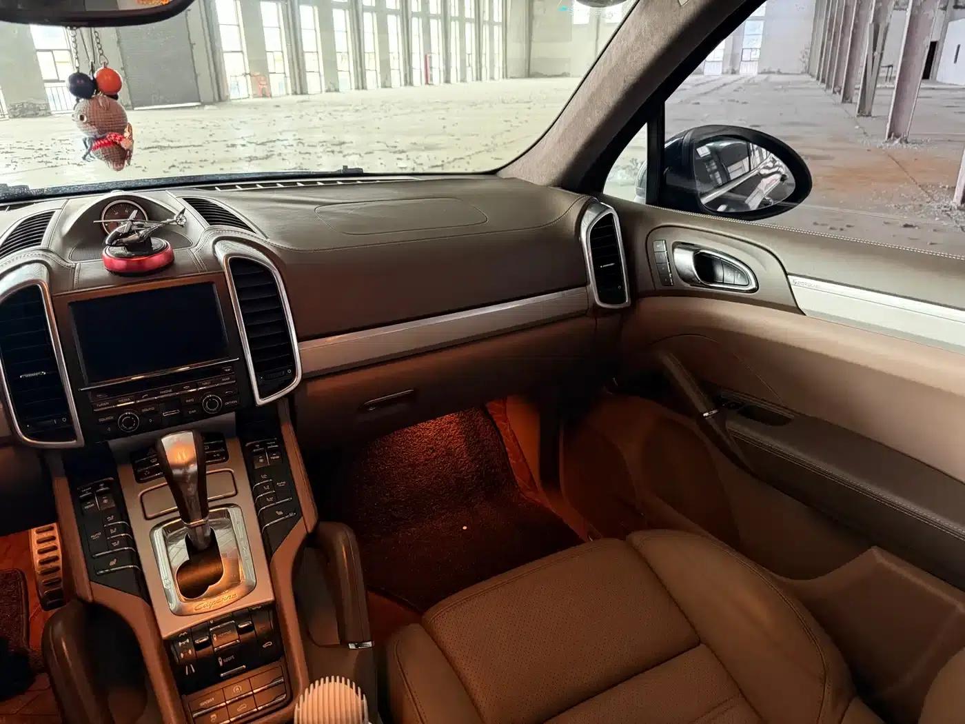 Cayenne 2011 Cayenne Turbo 4.8T — миниатюра 7