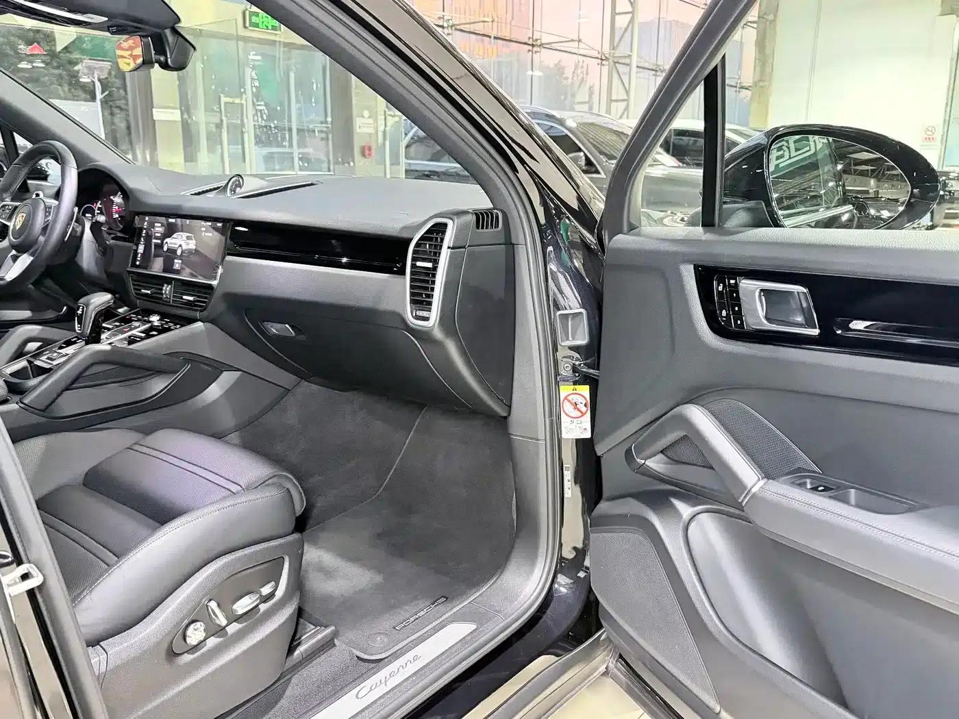 Cayenne 2019 Cayenne 3.0T — миниатюра 18