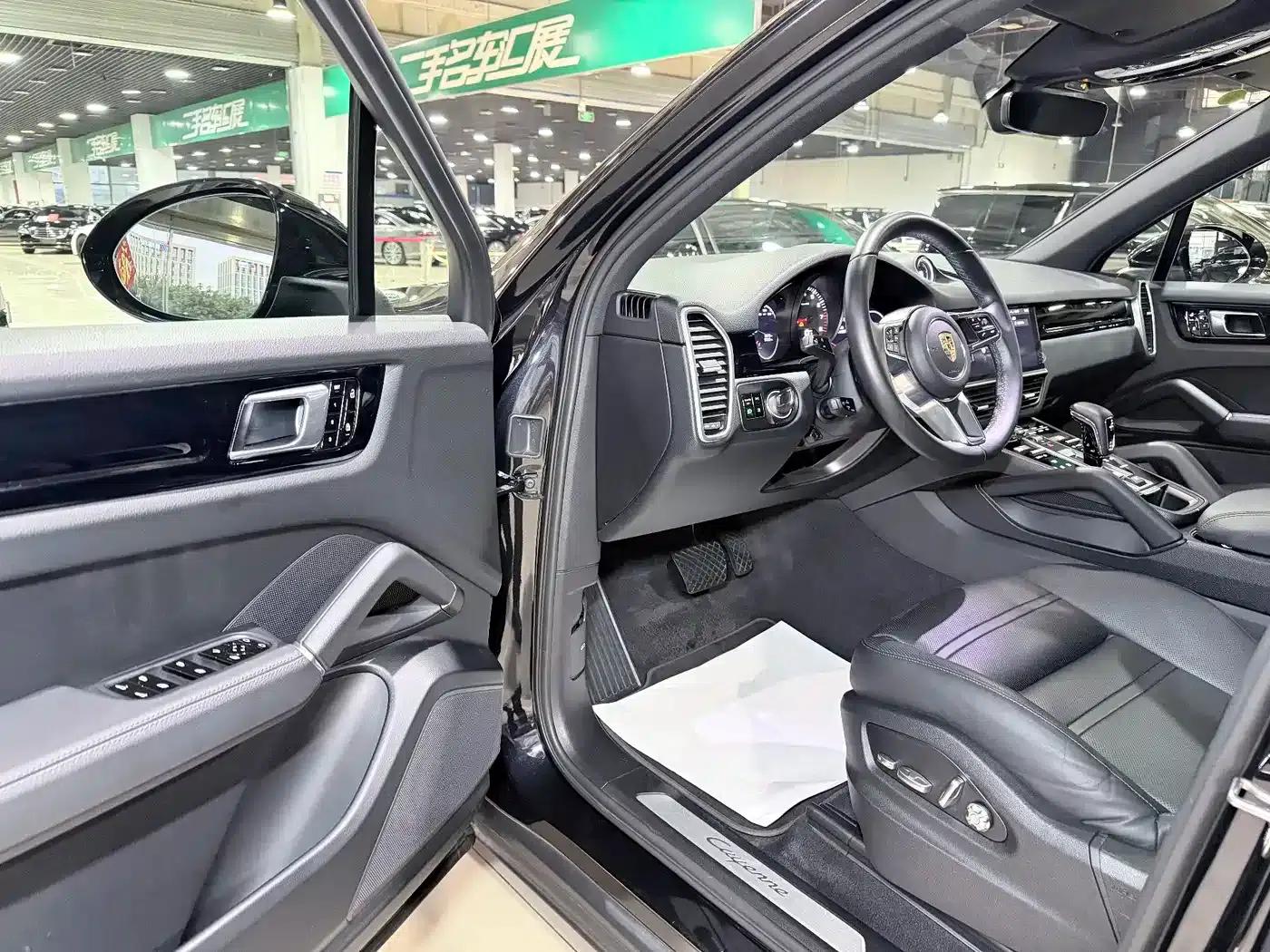 Cayenne 2019 Cayenne 3.0T — миниатюра 4