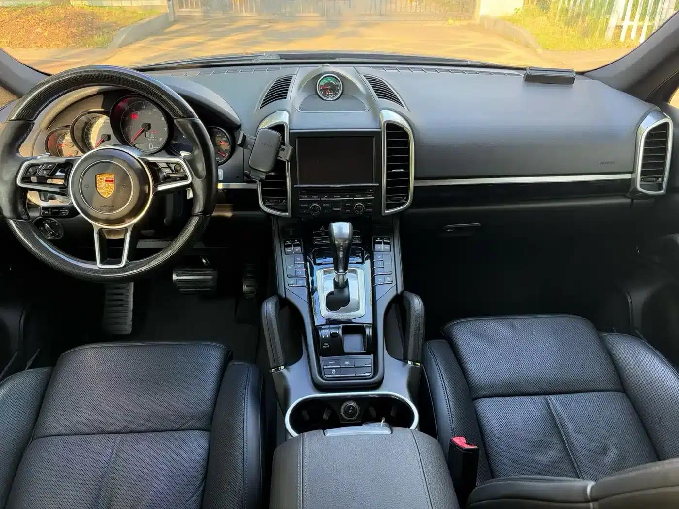 2015 Cayenne 3.0T Diesel — миниатюра 9