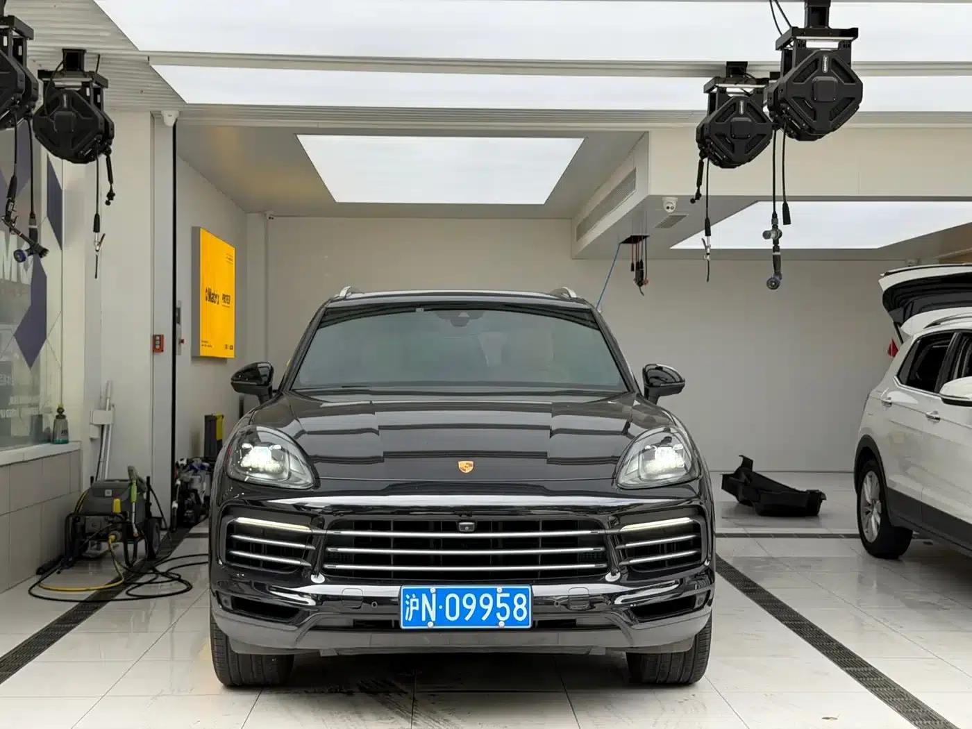 Cayenne 2018 Cayenne 3.0T — миниатюра 2