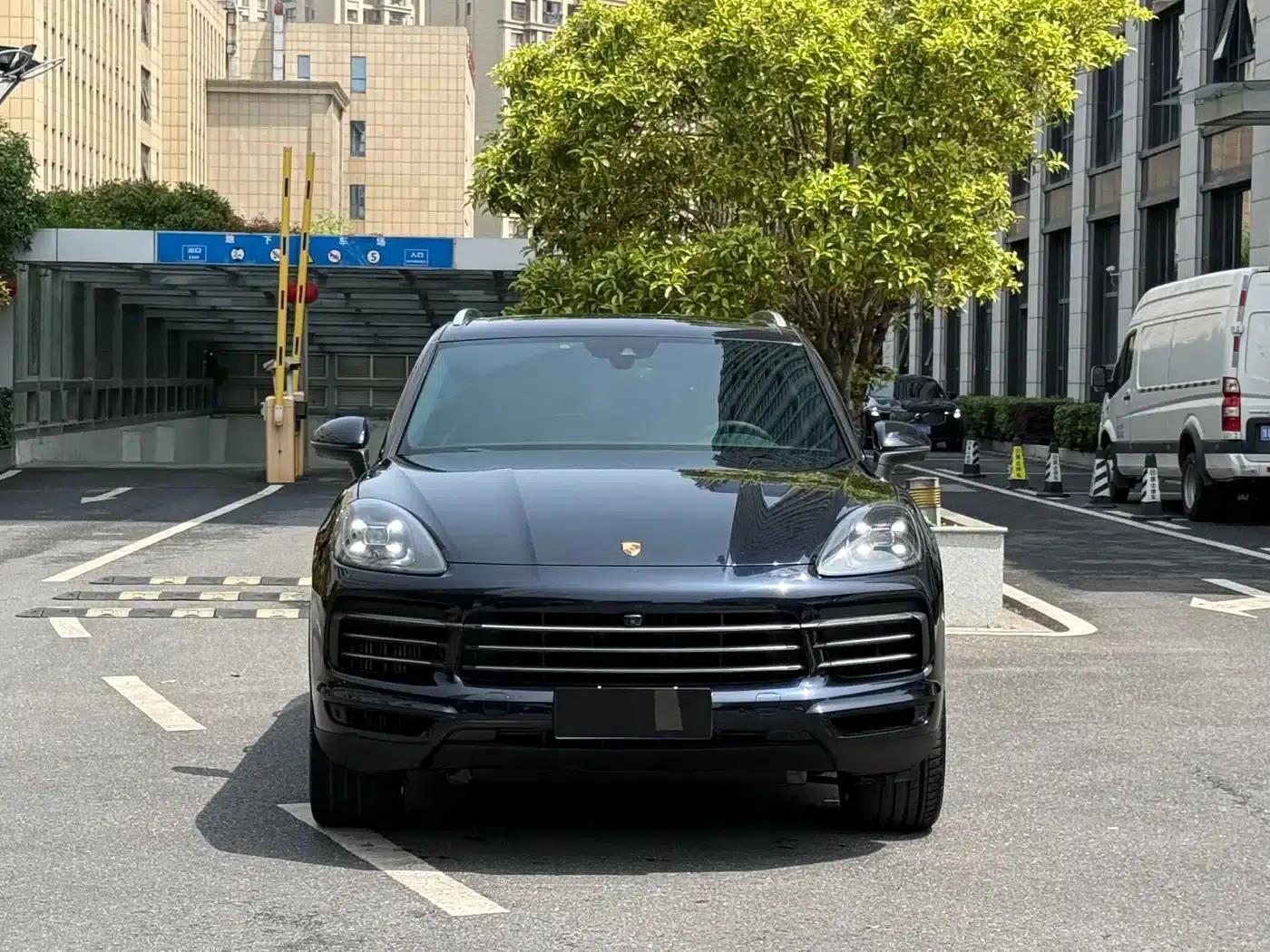 Cayenne 2018 Cayenne 3.0T — миниатюра 2