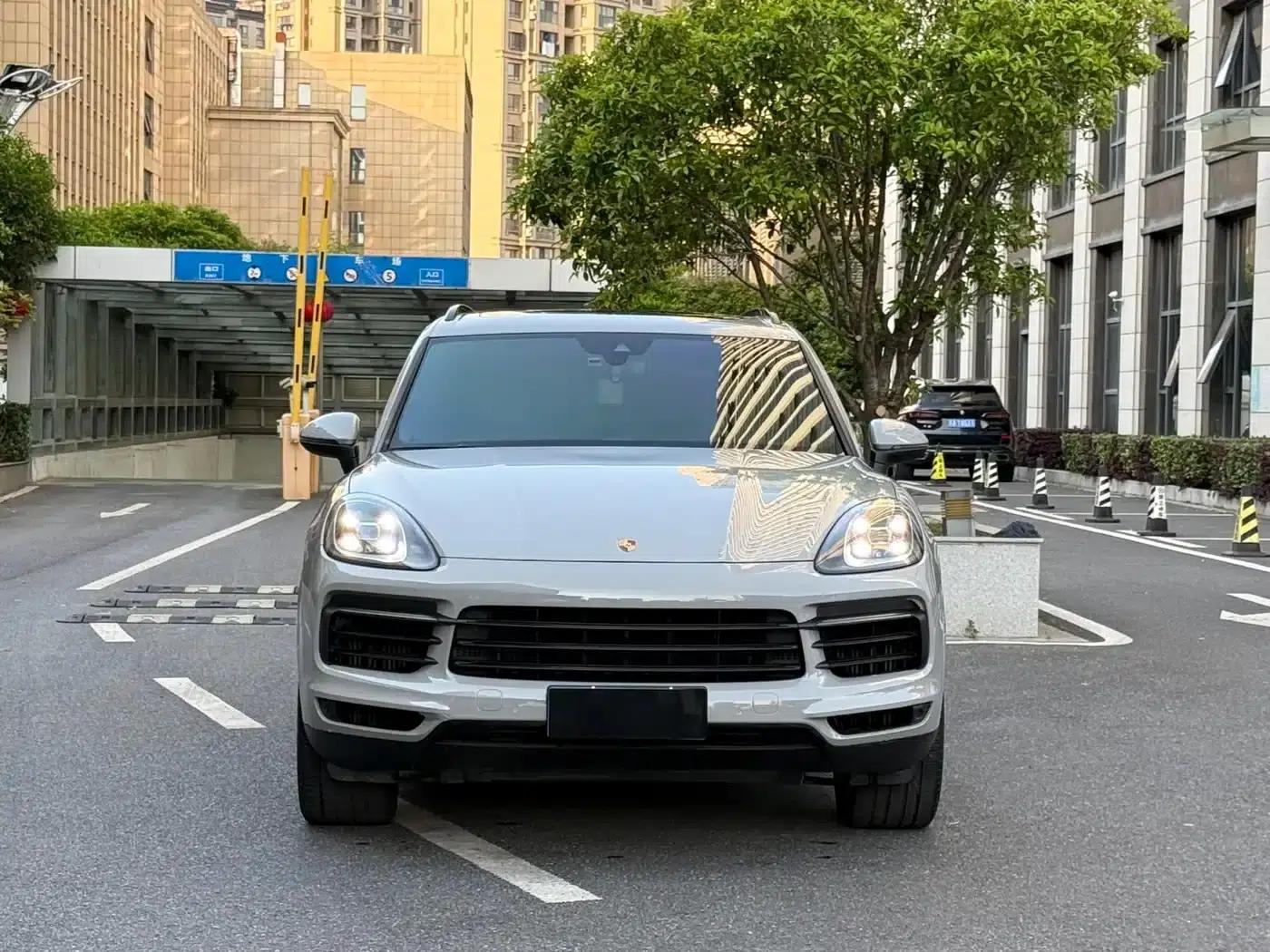Cayenne 2018 Cayenne 3.0T — миниатюра 2
