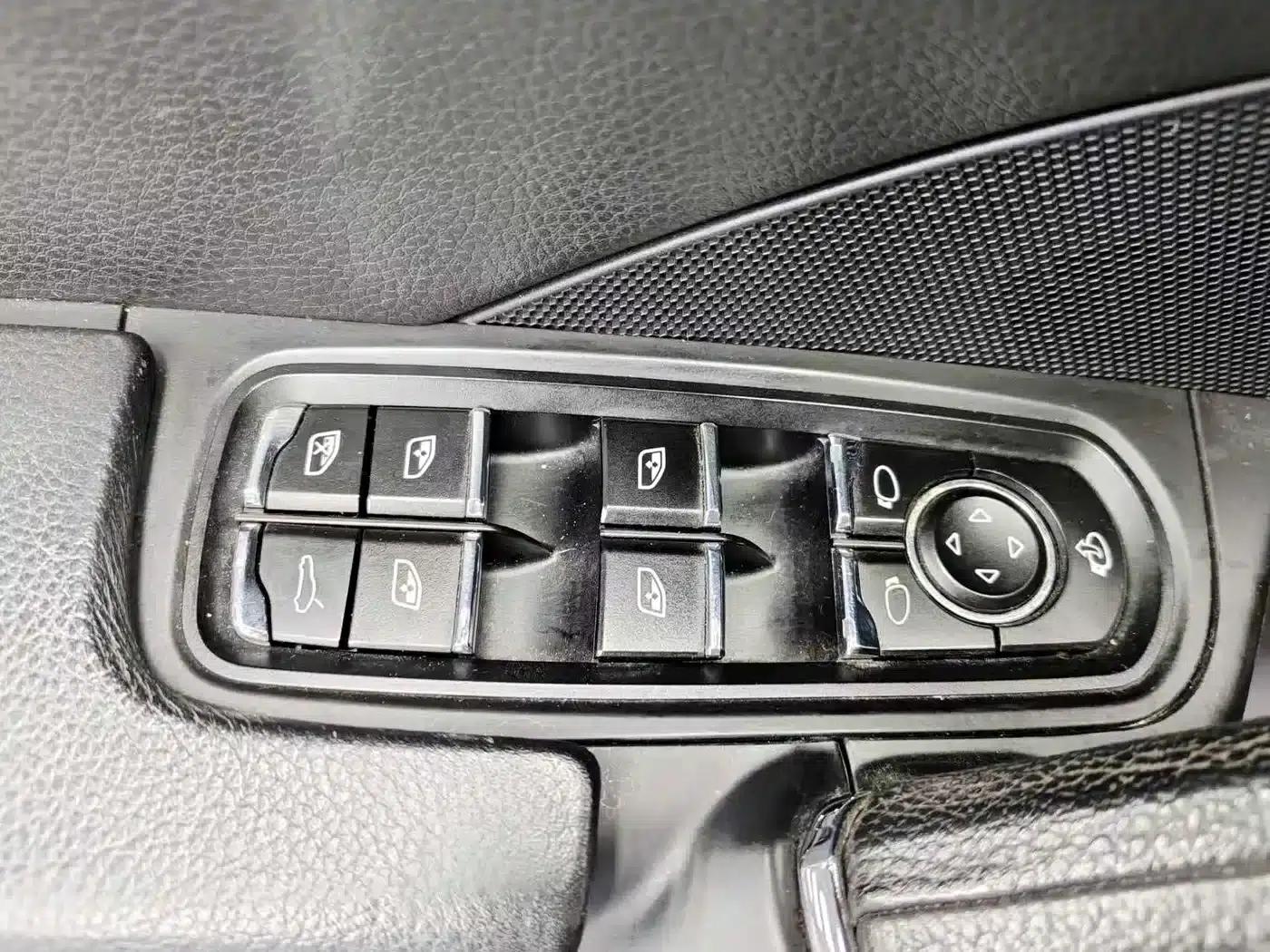 Cayenne 2016 Cayenne 3.0T — миниатюра 17