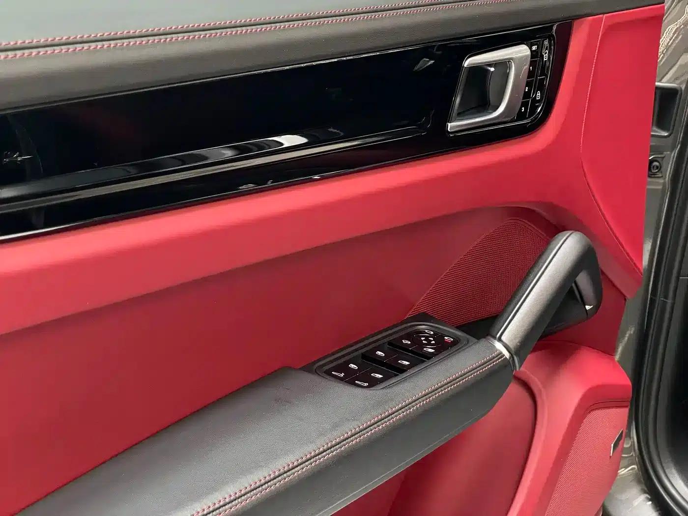 Cayenne 2019 Cayenne Coupé 3.0T — миниатюра 23