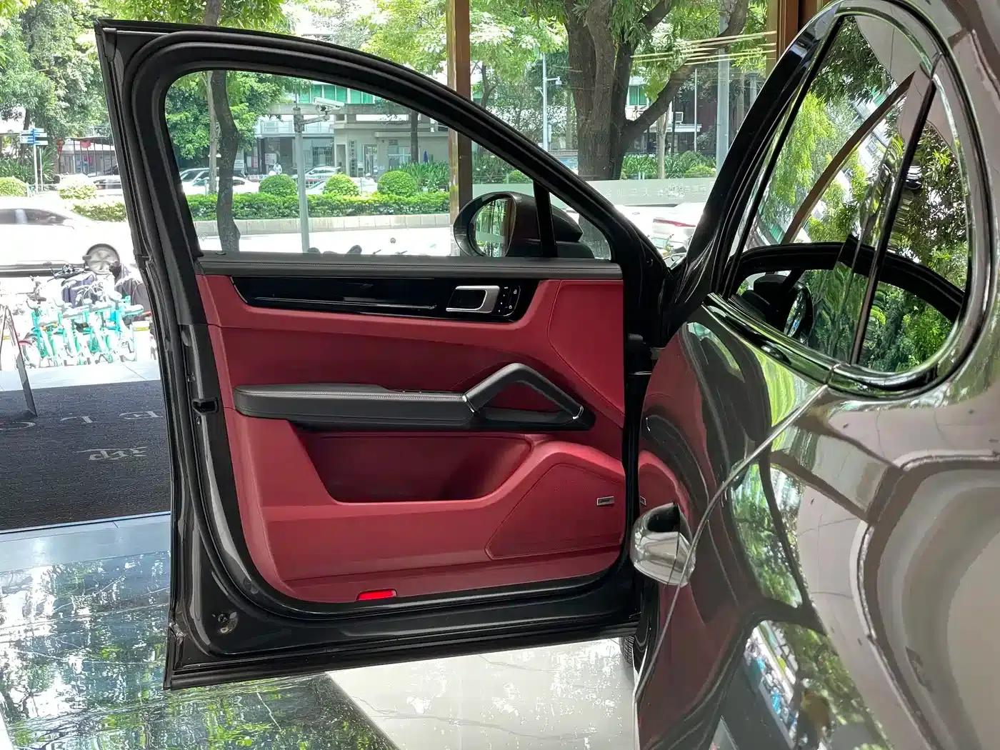 Cayenne 2019 Cayenne Coupé 3.0T — миниатюра 24