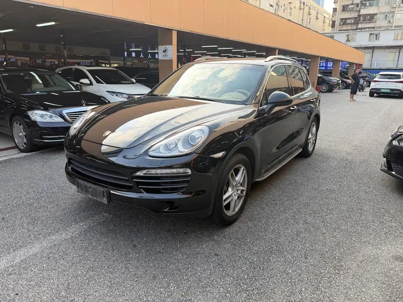 Cayenne 2011 Cayenne 3.0T — миниатюра 1