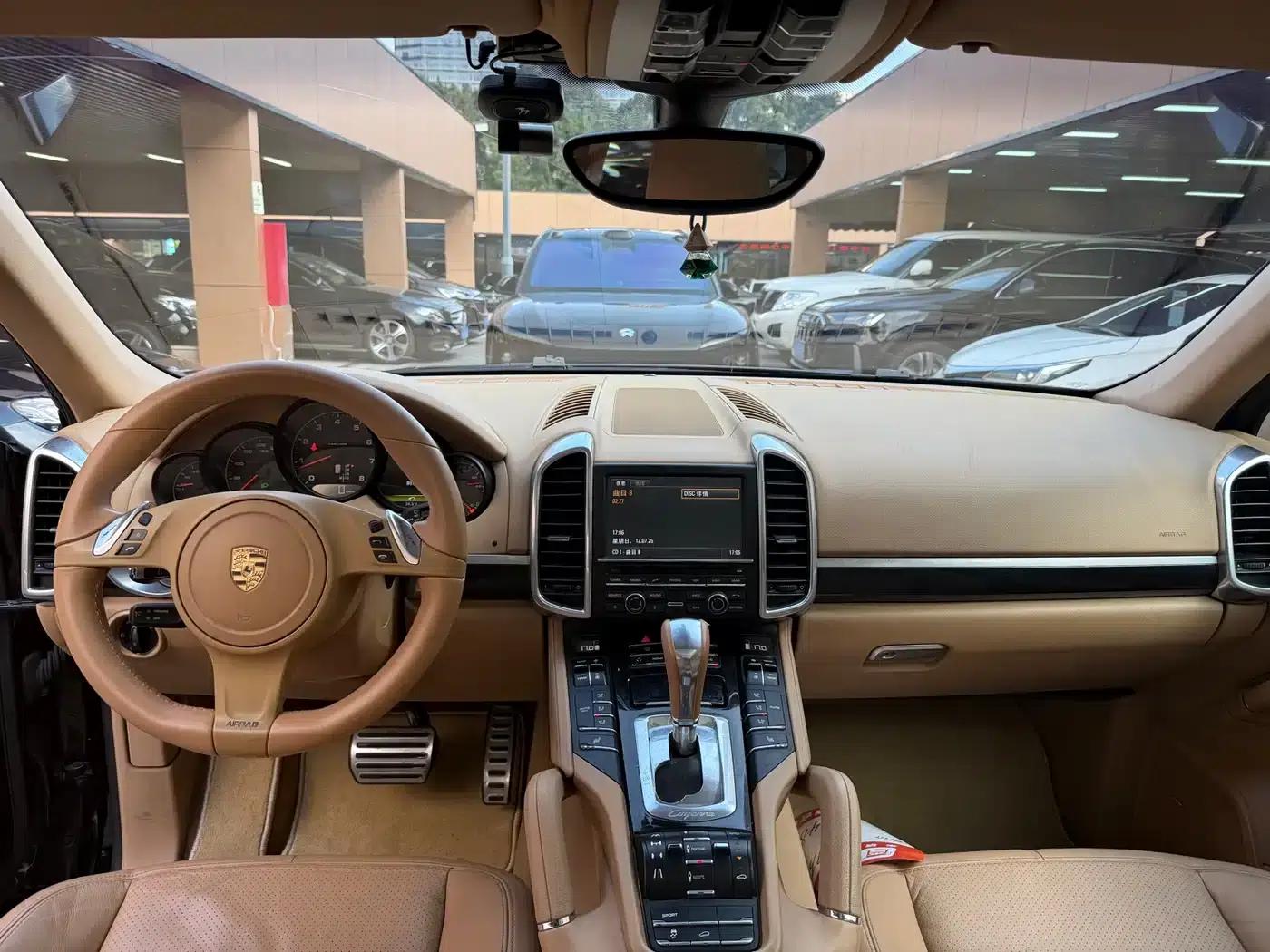 Cayenne 2011 Cayenne 3.0T — миниатюра 4