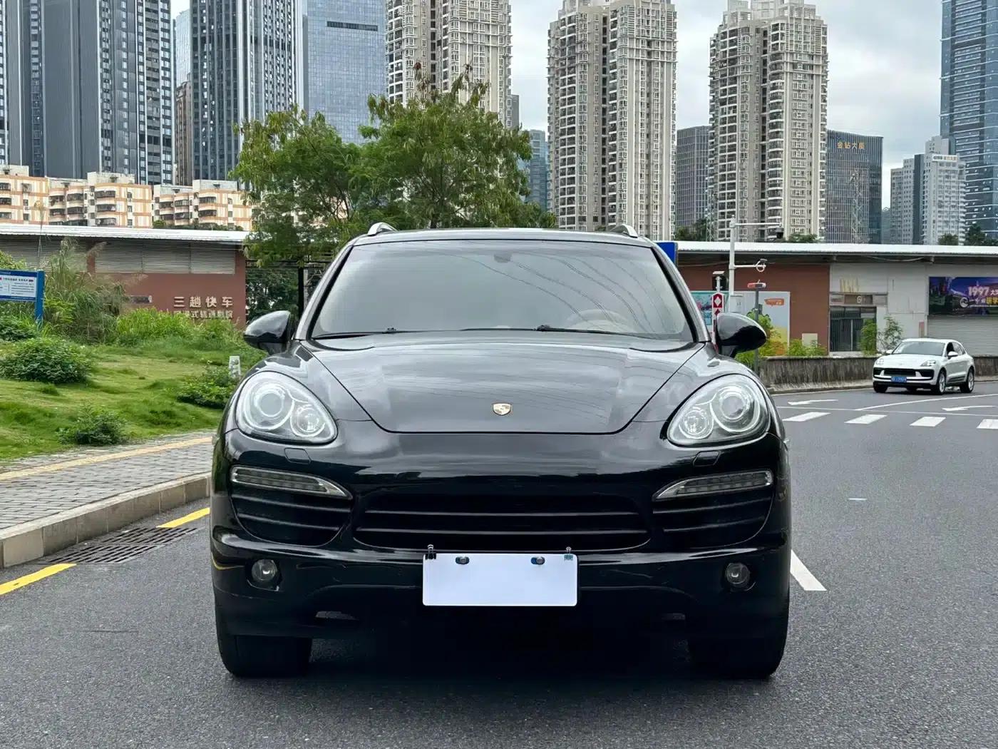 Cayenne 2011 Cayenne S 4.8L — миниатюра 2