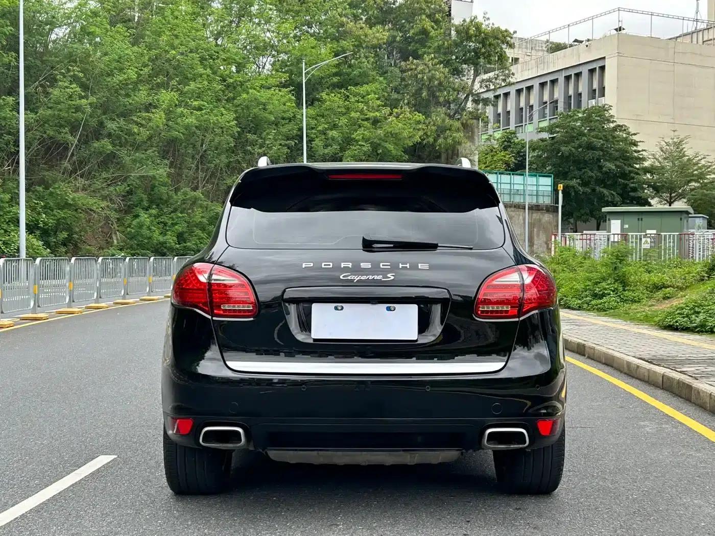 Cayenne 2011 Cayenne S 4.8L — миниатюра 16