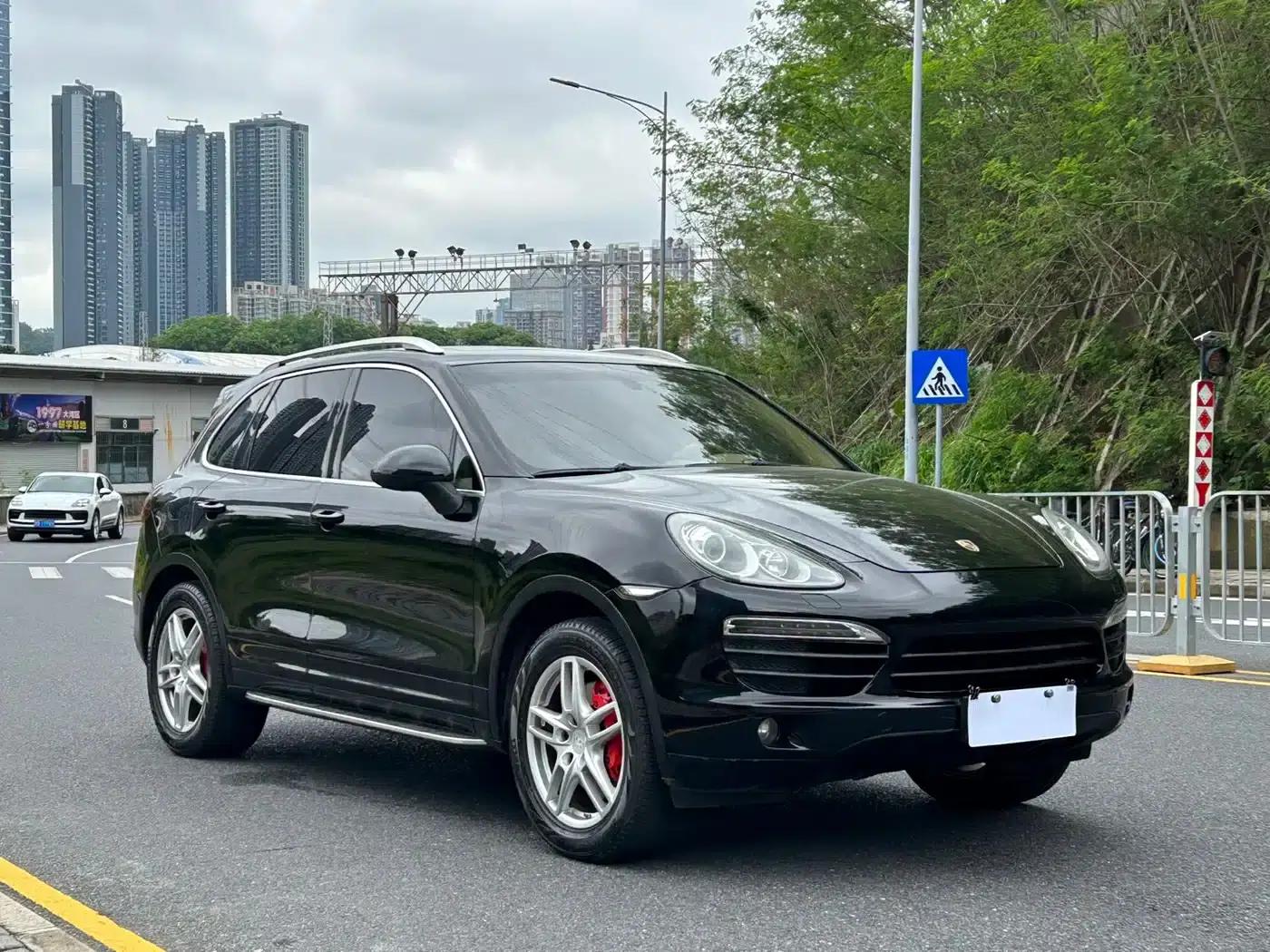 Cayenne 2011 Cayenne S 4.8L — миниатюра 3