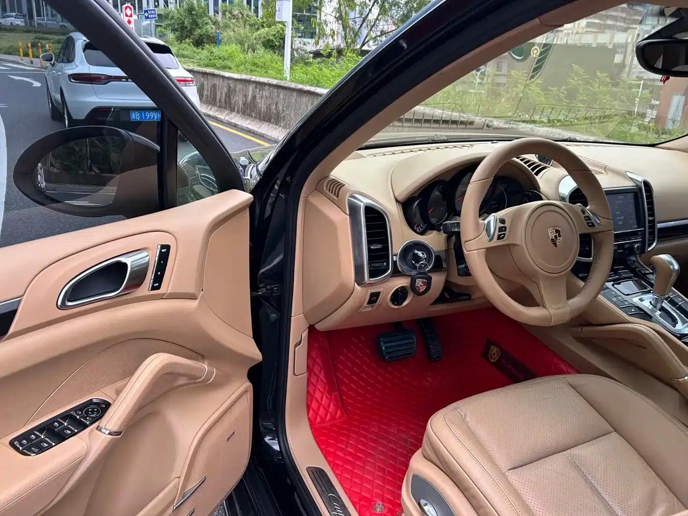 Cayenne 2011 Cayenne S 4.8L — миниатюра 5
