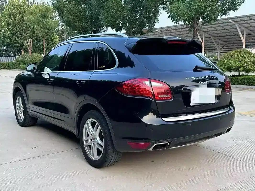 Cayenne 2011 Cayenne S Hybrid 3.0T — миниатюра 4
