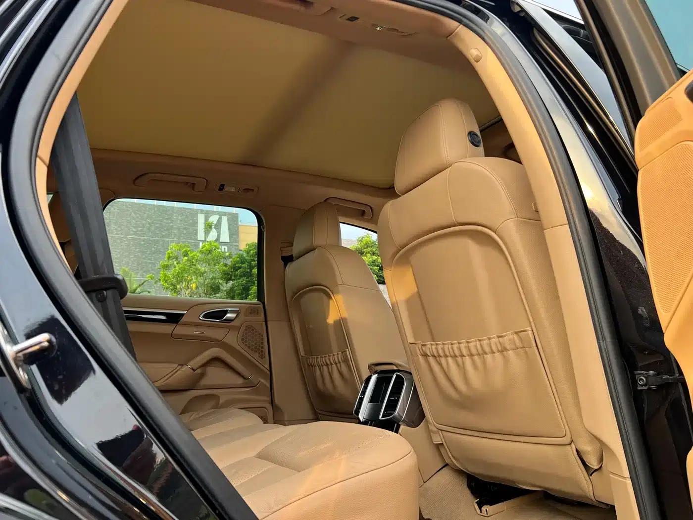 2012 Cayenne 3.0T US Spec — миниатюра 16