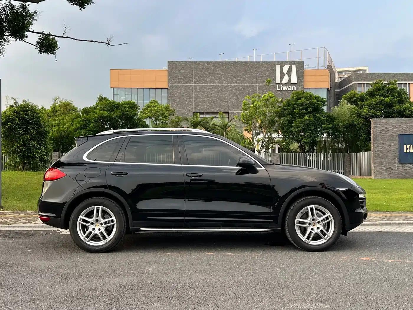 2012 Cayenne 3.0T US Spec — миниатюра 4
