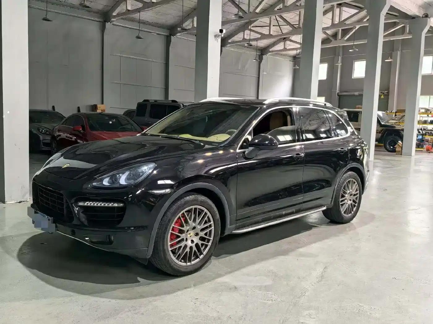 Cayenne 2011 Cayenne Turbo 4.8T — миниатюра 1