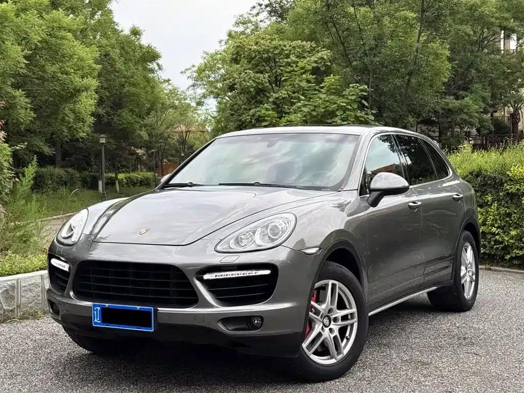 Cayenne 2011 Cayenne Turbo 4.8T — миниатюра 1