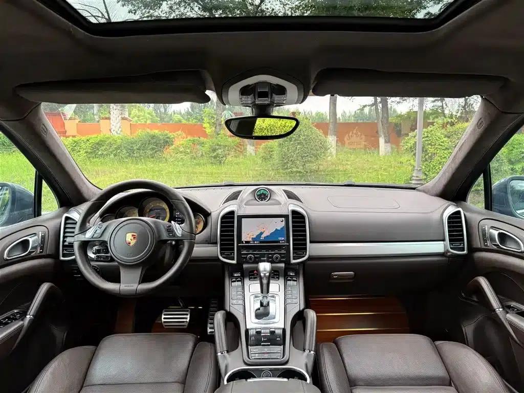 Cayenne 2011 Cayenne Turbo 4.8T — миниатюра 11